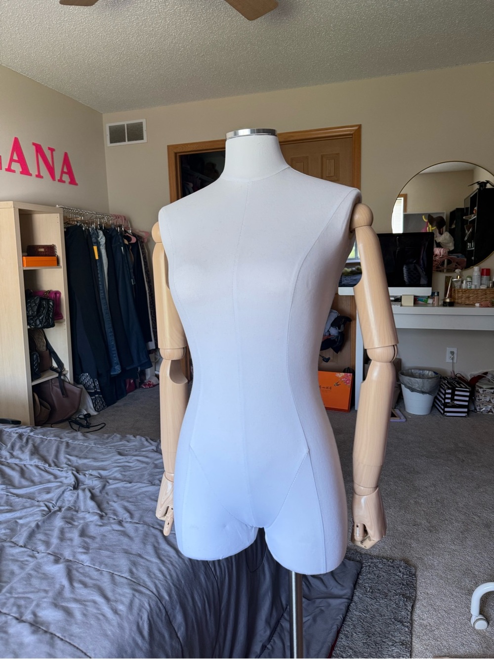 White Pinnable Mannequin w/ Articulated Wooden Arms